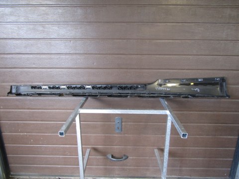 Listwa progowa prawa Audi A5 8W6 8W7 S Line 16-19