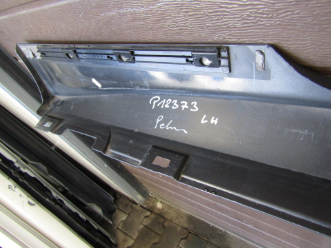 Listwa progowa lewa Audi A5 8W6 8W7 S-Line 19 Lift