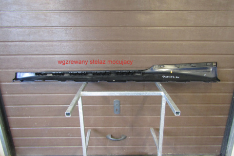 Listwa progowa prawa Audi A5 8W6 8W7 S-Line 19 Lif