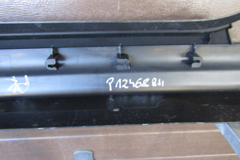 Listwa progowa prawa Mini Cooper S F56 F57 LCI 22-