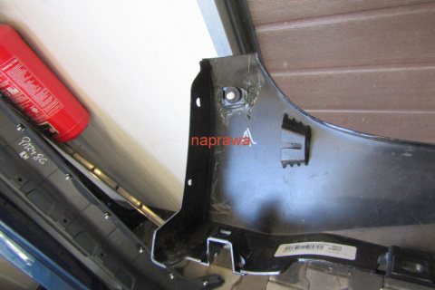 Listwa progowa lewa Nissan Leaf II ZE1 17-