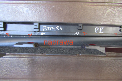 Listwa progowa prawa Lexus IS 250 IS350 13- Hybrid