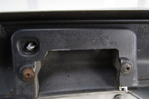 Listwa progowa lewa Ford Fiesta MK7 ST 3d Lift 12
