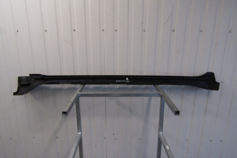 Listwa progowa prawa Toyota Land Cruiser 150 09- 5D JM150