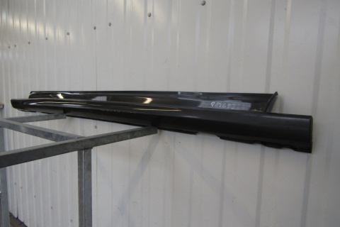 Listwa progowa prawa Ford Focus MK4 ST Line 17-