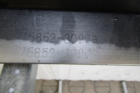 Listwa progowa lewa Lexus GS IV 450h Hybrid 12-20