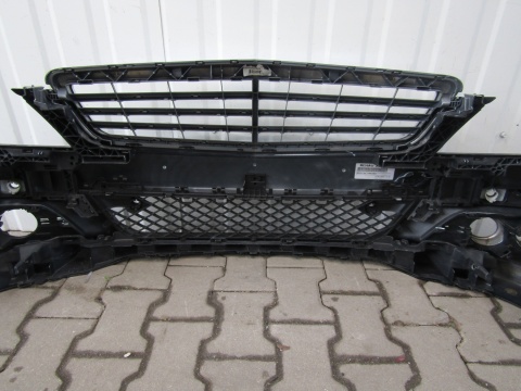 Zderzak przód Mercedes C-Klasa W204 LIFT 11-14