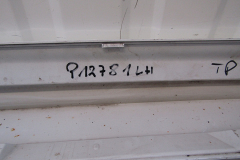 Listwa progowa lewa Ford Focus MK4 ST Line 17-