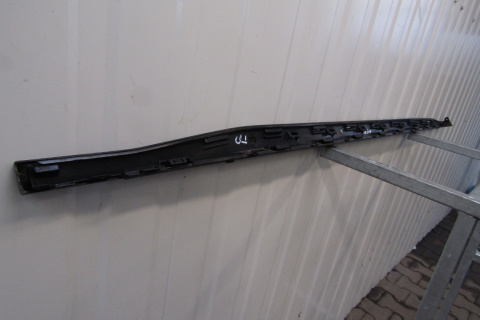Listwa progowa lewa VW Golf 8 5H0 R Line HB 19-