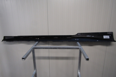 Listwa progowa prawa Audi A5 8W6 8W7 S-Line 19 Lif