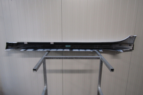 Listwa progowa prawa BMW 2 F44 M Pakiet 19-