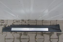 Listwa progowa lewa nakładka wewnętrzna AUDI TT 98-