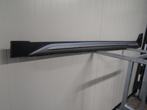 Listwa progowa lewa Audi A4 Allroad LIFT 8W9 B9 KOMBI 19-