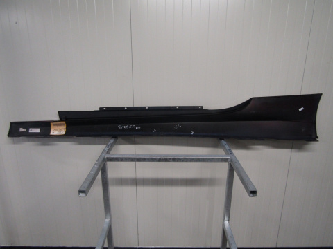 Listwa progowa prawa BMW 8 G14 G15 M Pakiet 18-