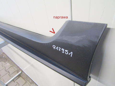 Listwa progowa lewa Renault Megane IV 4 RS 18-