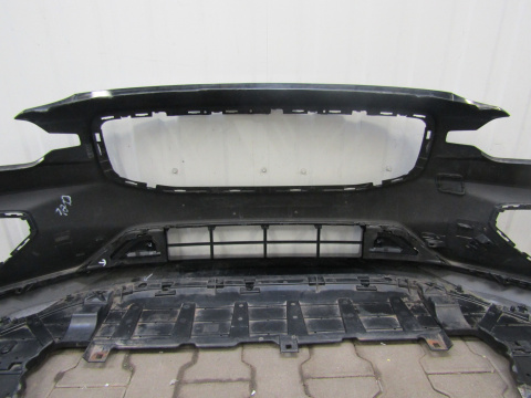 Zderzak przedni Volvo V60 S60 III R Design 18-