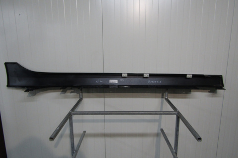 Listwa progowa lewa BMW 1 F40 2 F44 19- próg