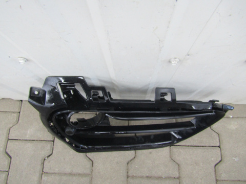 Kratka zaślepka prawa zderzak przód PORSCHE CAYMAN 2 II 981 12-14