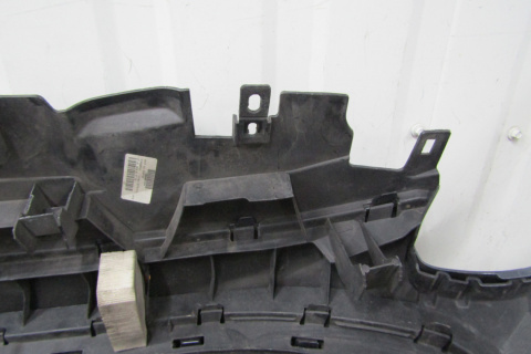 Zderzak przód Ford Fiesta Mk8 VIII 17-