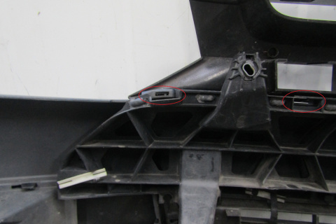 Zderzak przód przedni VW Multivan 7E0 2 II Lift 09-15