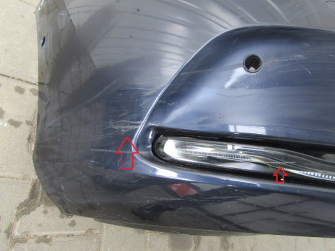 Zderzak przód przedni Volvo V40 2 II 12- (LED)