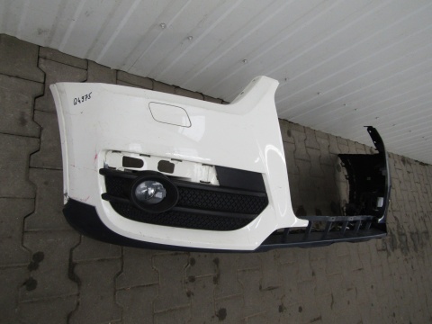Zderzak przód przedni Audi Q3 8U0 11-14