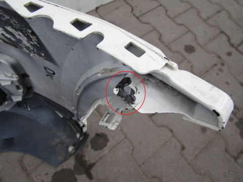 Zderzak przód przedni Audi Q3 8U0 11-14