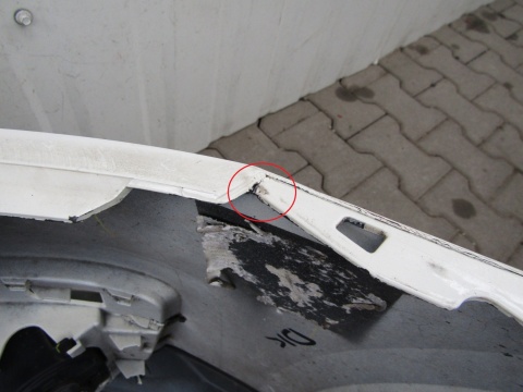 Zderzak przód przedni Audi Q3 8U0 11-14