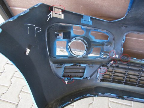 Zderzak przód przedni Citroen C3 Picasso 08-12