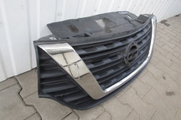 Grill atrapa zderzak przód NISSAN NV300 16-20