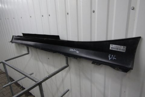 Listwa progowa prawa BMW F21 F22 F23 M-Pakiet -21
