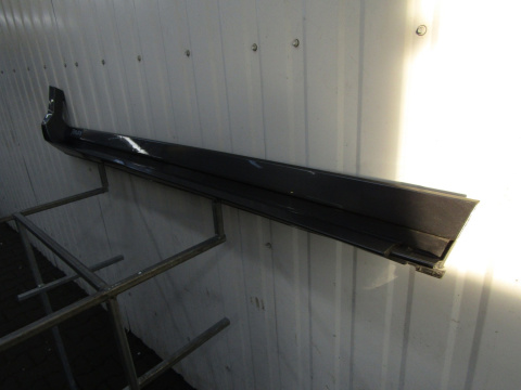 Listwa progowa prawa Ford Kuga MK2 Titanium ST 12-