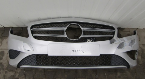 Zderzak przód Mercedes A-Klasa 176 12-16 RADAR