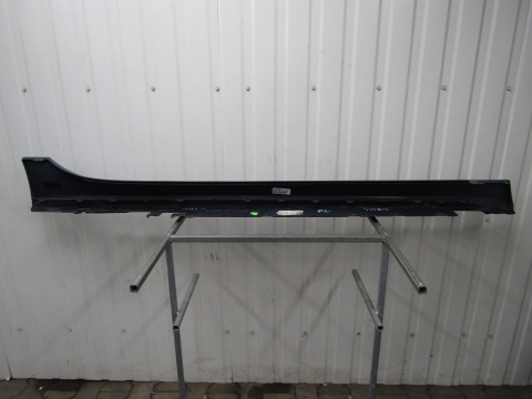 Listwa progowa lewa BMW 1 F40 M Pakiet 19-