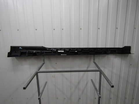 Listwa progowa lewa Ford Fiesta MK7 ST 3d Lift 12