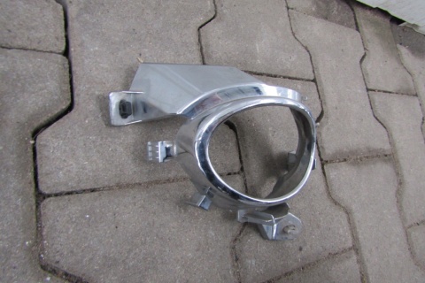 Ramka chrom obudowa halogen prawa LEXUS IS 250C 13- LIFT