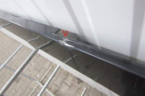 Listwa progowa prawa BMW 1 F20 próg 5D 11-19