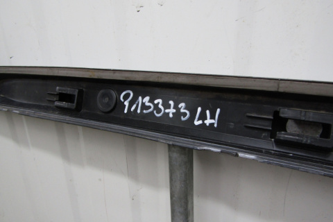 Listwa progowa lewa Audi A3 8Y0 S Line 20- S3