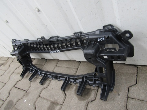 Ślizg mocowanie zderzaka przód MERCEDES W206 AMG 22- A2068855103