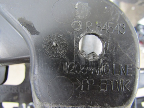 Ślizg mocowanie zderzaka przód MERCEDES W206 AMG 22- A2068855103