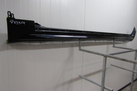 Listwa progowa lewa Volvo XC90 II 18- lift XC 90 komplet