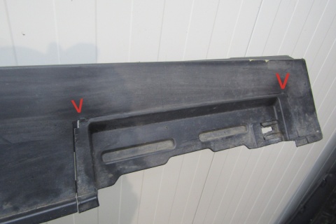 Listwa progowa prawa Mazda CX30 CX-30 19- K3006