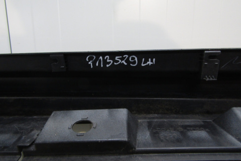 Listwa progowa lewa Toyota Avensis Lift 15-18 T27
