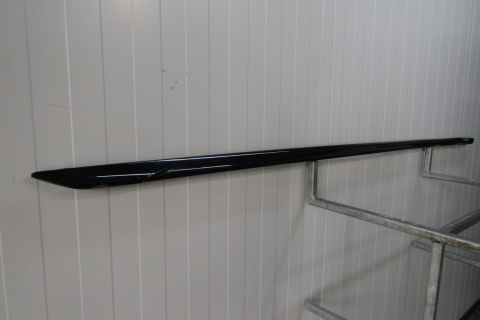 Listwa progowa prawa Audi A4 B9 8W0 S-Line 19 Lift