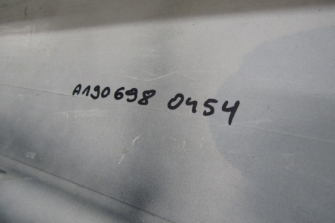 Listwa progowa prawa Mercedes GT 14-21 AMG C190 6980454