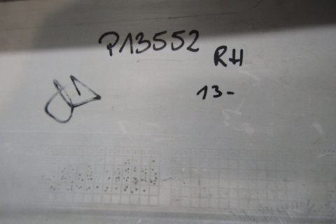 Listwa progowa prawa Mercedes GT 14-21 AMG C190 6980454