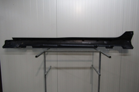 Listwa progowa prawa Volvo S60 II V60 10-18