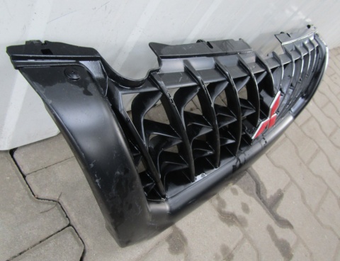 Grill atrapa zderzak przód MITSUBISHI PAJERO SPORT 98-2002