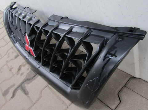 Grill atrapa zderzak przód MITSUBISHI PAJERO SPORT 98-2002