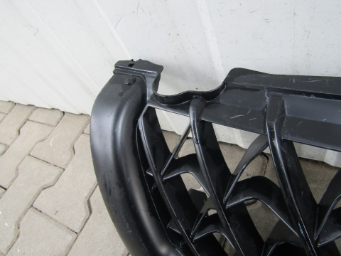 Grill atrapa zderzak przód MITSUBISHI PAJERO SPORT 98-2002